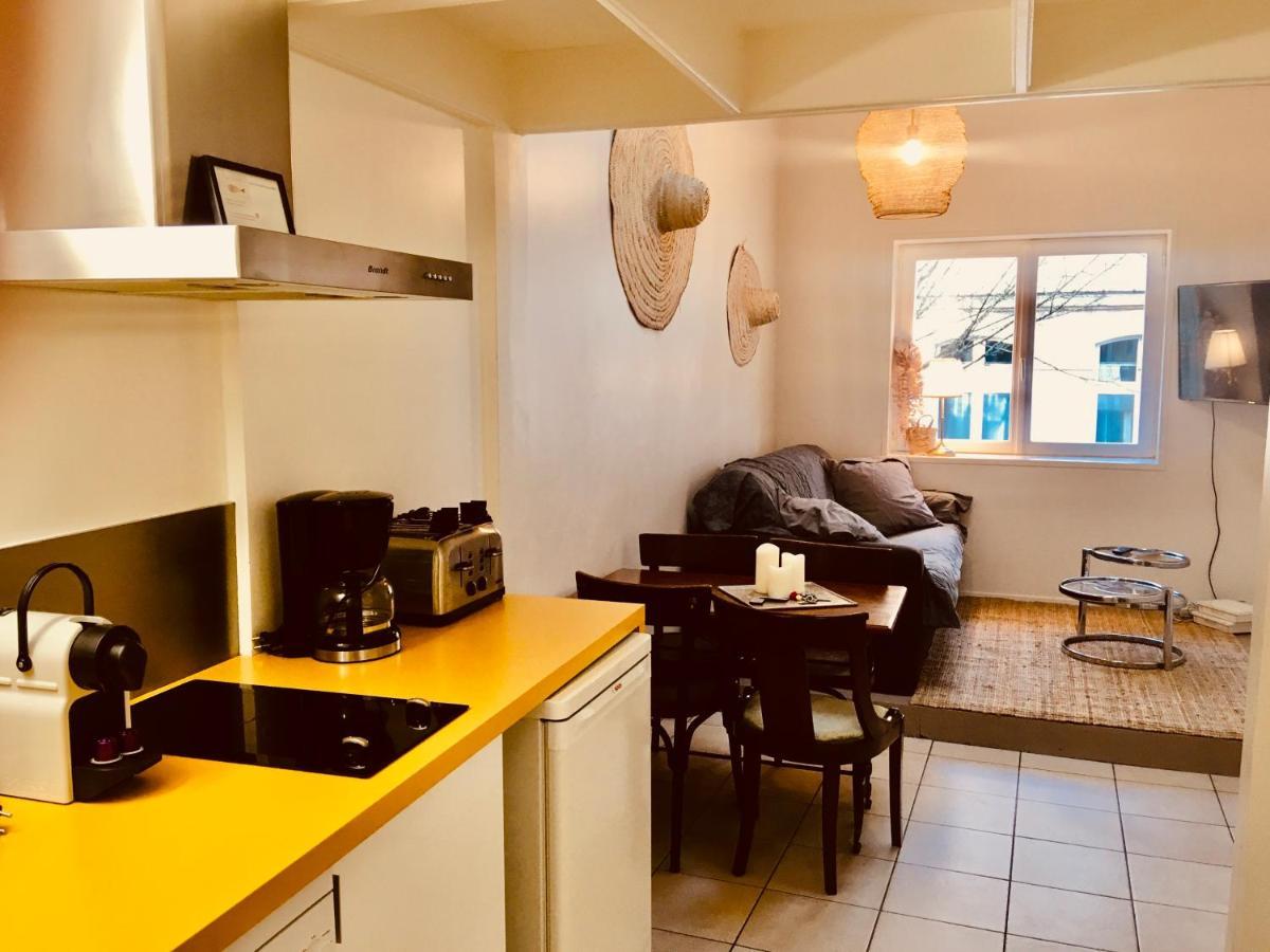 L'Atelier Du Vieux Port Avec Parking Apartment ลาโรแชล ภายนอก รูปภาพ